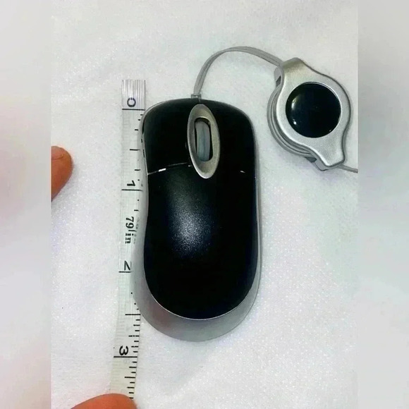 Cute tiny computer  mouse 🖱️🥰🥰😘😘 - Picture 2 of 4
